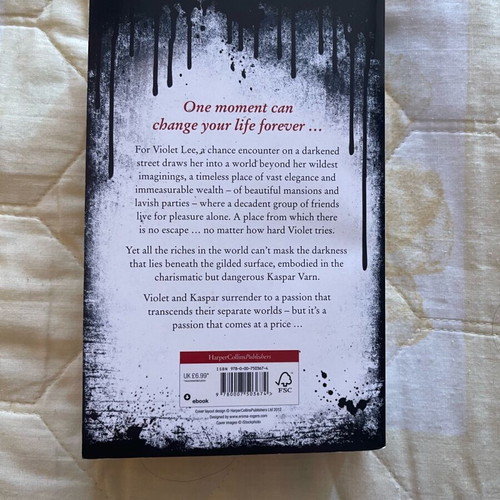 Dinner with a Vampire by Abigail Gibbs like new, first book in The Dark Heroine series