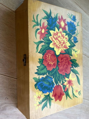Vintage wooden sewing and jewellery box with floral design
