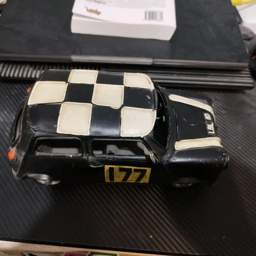 Mini Cooper decorative car like new