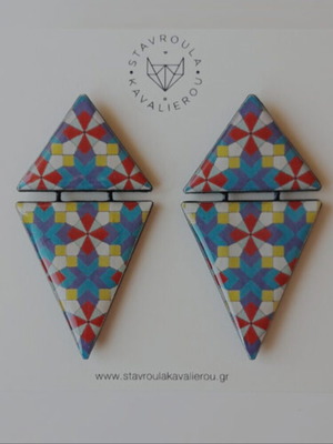 Stavroula Kavalierou earrings like new, made of liquid glass, multicolored