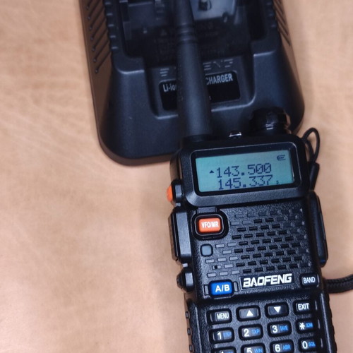 VHF Baofeng dual-band 5 watt radio new, unused