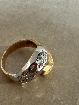 Gold ring with diamonds 14K used, handmade 7 grams