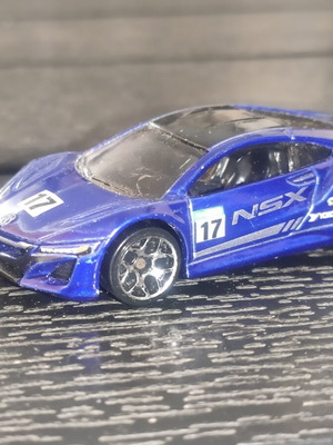 Acura NSX '17 1/64 Matte Hotwheels μεταχειρισμένο με λίγα σημάδια