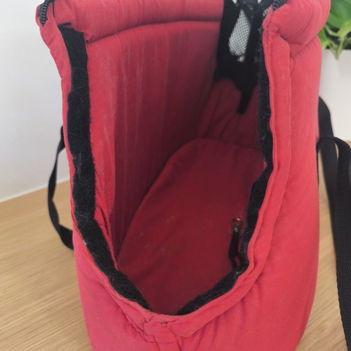 Small Dog Carrier Shoulder Bag like new, red with cushion and removable net