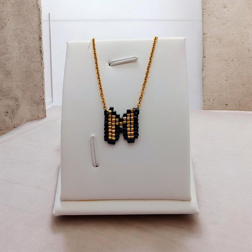 Handmade monogram necklace with Miyuki beads