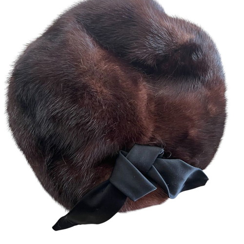 Women's real mink fur banie like new, brown and black