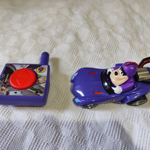 Disney Junior Mickey and the Roadster Racers Pete's Mini RC Super Crusher No 9 like new