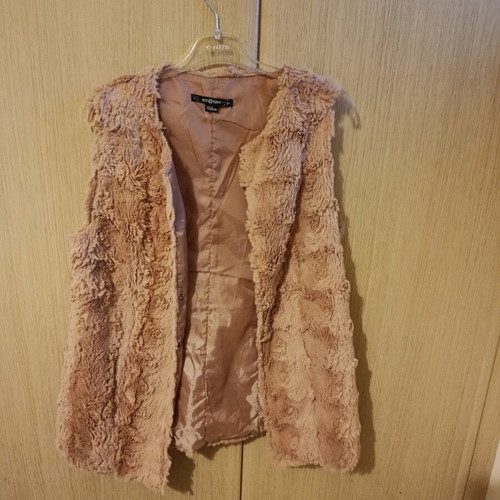 Attrattivo sleeveless fur vest pink like new size M