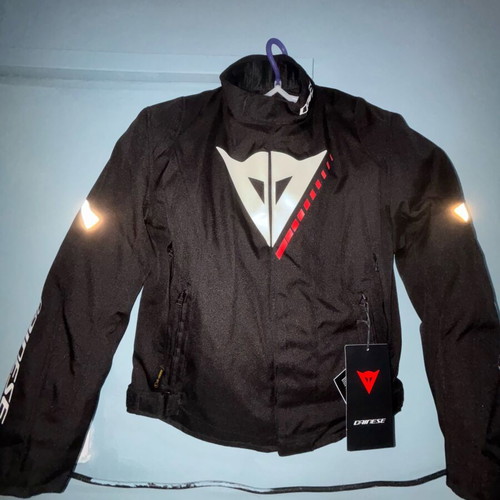 Dainese motorcycle jacket new size 48 with removable lining