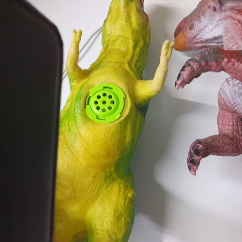 Pack of 2 Large Rubber Dinosaurs with Sound (40cm & 30cm)