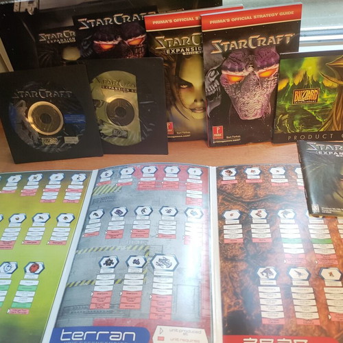 StarCraft Battle Chest PC game used, big box with manuals