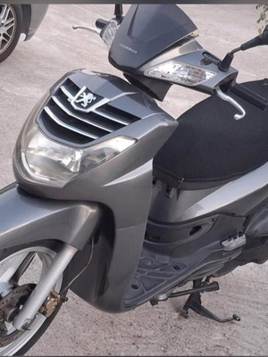 Μοτοσυκλέτα Peugeot LXR 200 2012 σαν καινούργιο, βενζίνη, αυτόματο