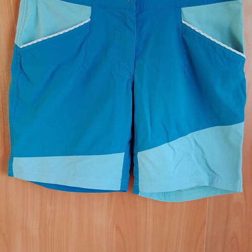 La Sportiva women's short hiking shorts, like new, size M