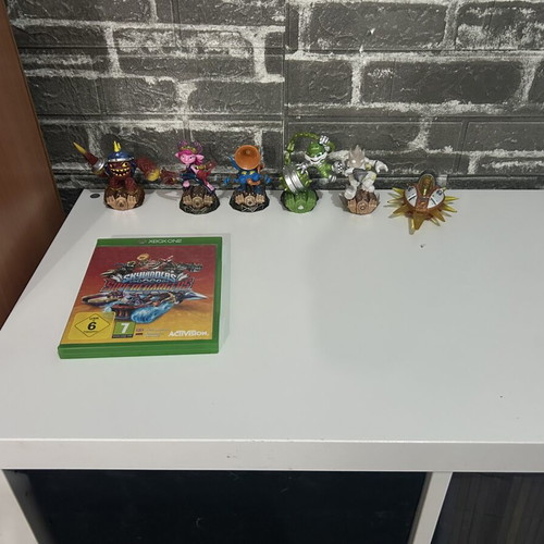 Skylanders games for PS3 and Xbox One used, set of 4