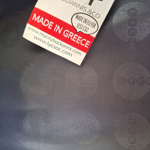 City Mirror Effect Backpack like new, silver by Lyc Sac