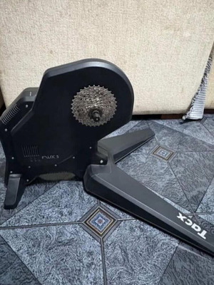 Tacx NEO S Smart Trainer new