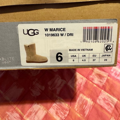 Ugg Australia boots size 37 like new, beige and pink