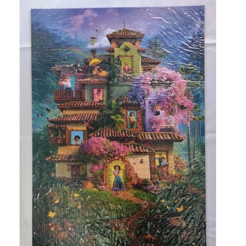 Encanto framed puzzle like new, 50x70cm wall decoration