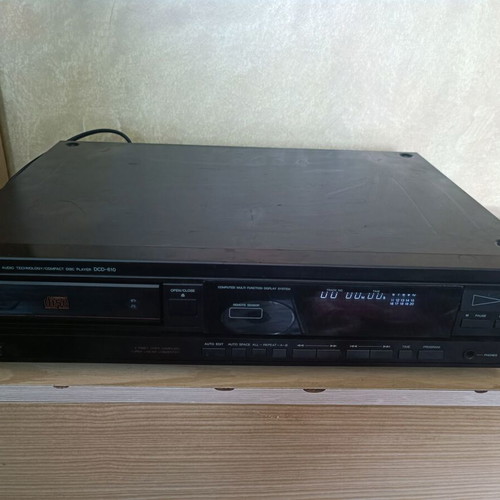 Denon DCD 610 CD player used, excellent technical condition