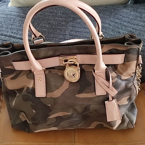 Michael Kors Hamilton Camouflage leather shoulder bag used, large