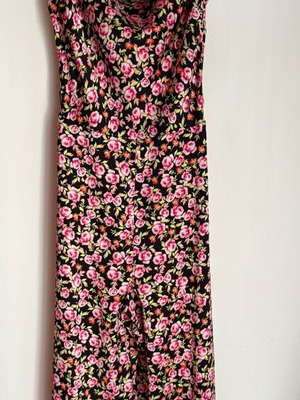 Ολόσωμη φόρμα ZARA με φλοράλ print, ζώνη, άψογη κατάσταση XS