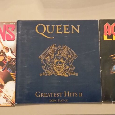 Scorpions Queen AC/DC booklets used, live rock albums set