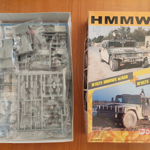 Humvee collectible model Dragon 7294 new