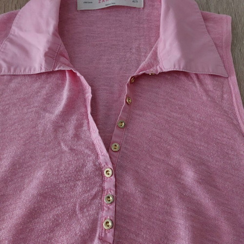 ZARAKNIT Pink Sleeveless Top Medium Used With Collar And Buttons