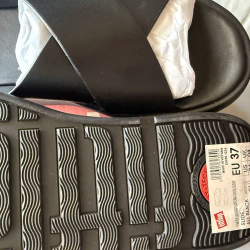 Flip Flop black flip flops new women's size 37