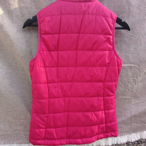 Quechua sleeveless jacket like new, pink, size S