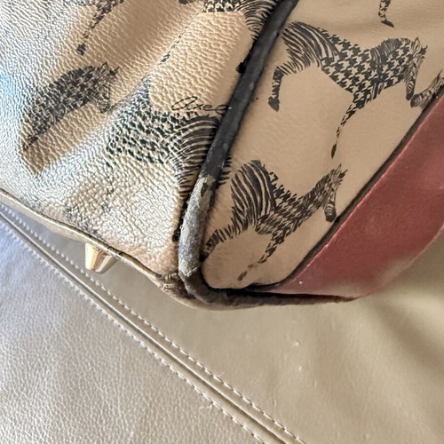 Axel travel bag like new, black and beige