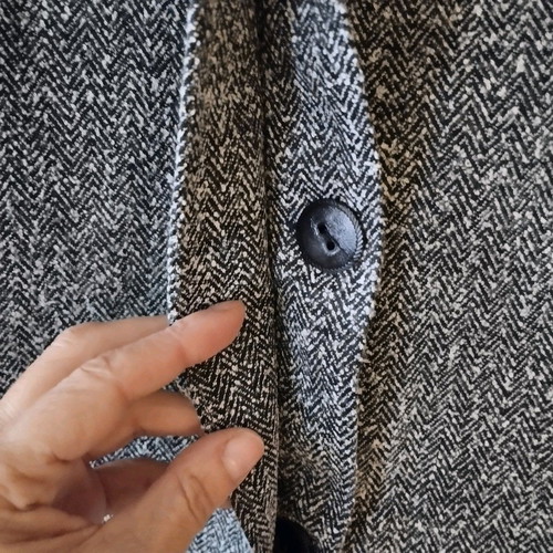 Suit size 50 like new, excellent quality