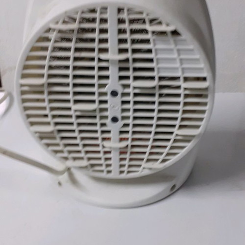 Floor fan heater used, 22x30 cm