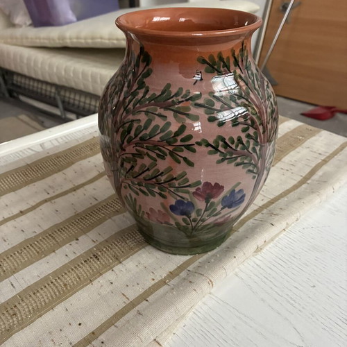 Ceramic vase like new with handpainted nature and traditional house details