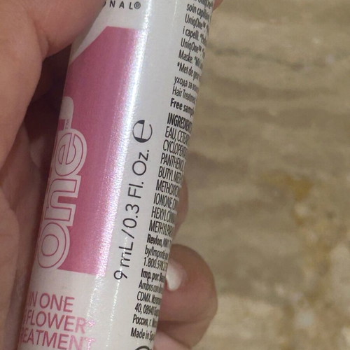 Revlon Hair Treatment Spray 9 ml new with pleasant scent