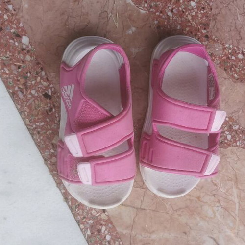 Adidas sandals like new, size 24, pink, for sea