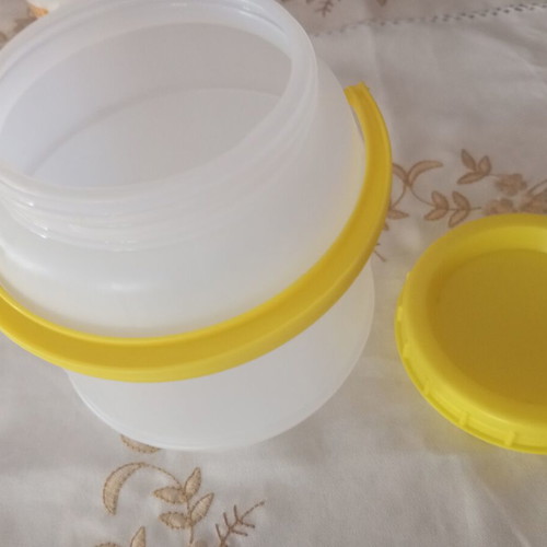 Honey jar