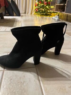S.Oliver shoe used with heel, size 37, narrow fit