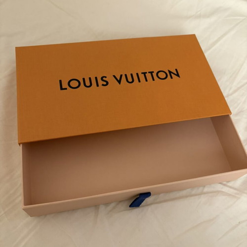 Louis Vuitton empty box new, dimensions 25.5x14.5 cm