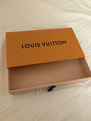 Louis Vuitton empty box new, dimensions 25.5x14.5 cm
