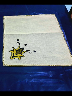 Set of 2 vintage handmade table linens like new