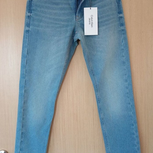 Calvin Klein jeans women's slim fit new, size M-L, blue