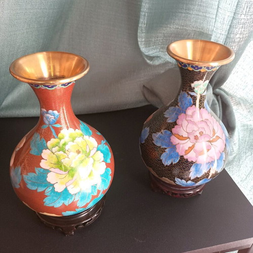Pair of Vintage Cloisonné Vases Like New with Wooden Bases
