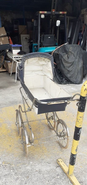 Παιδικό καρότσι αντίκα δεκαετίας του 50