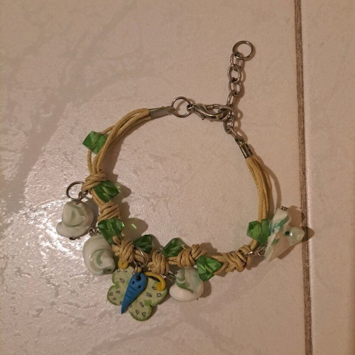 Children's bracelet lightly worn, green