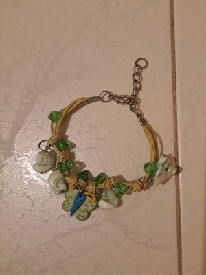 Children's bracelet lightly worn, green