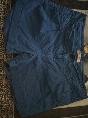 Cache Coeur women's blue shorts like new, XXL 44 16