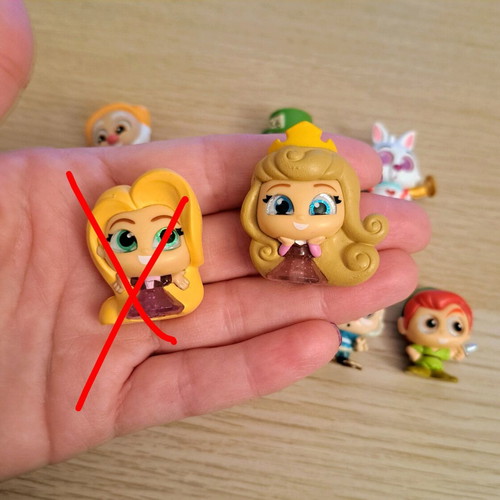 Doorables figures pack of 6 like new