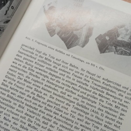 Book Die Archaische Nekropole 1973 like new, German