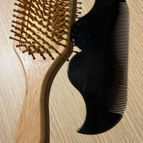 Comb and brush new